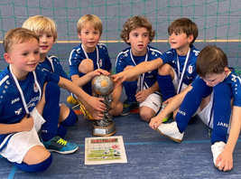 Unsere Bambinis holen beim Turnier des SV Blau-Weiß Dölau den 1. und 5.Platz